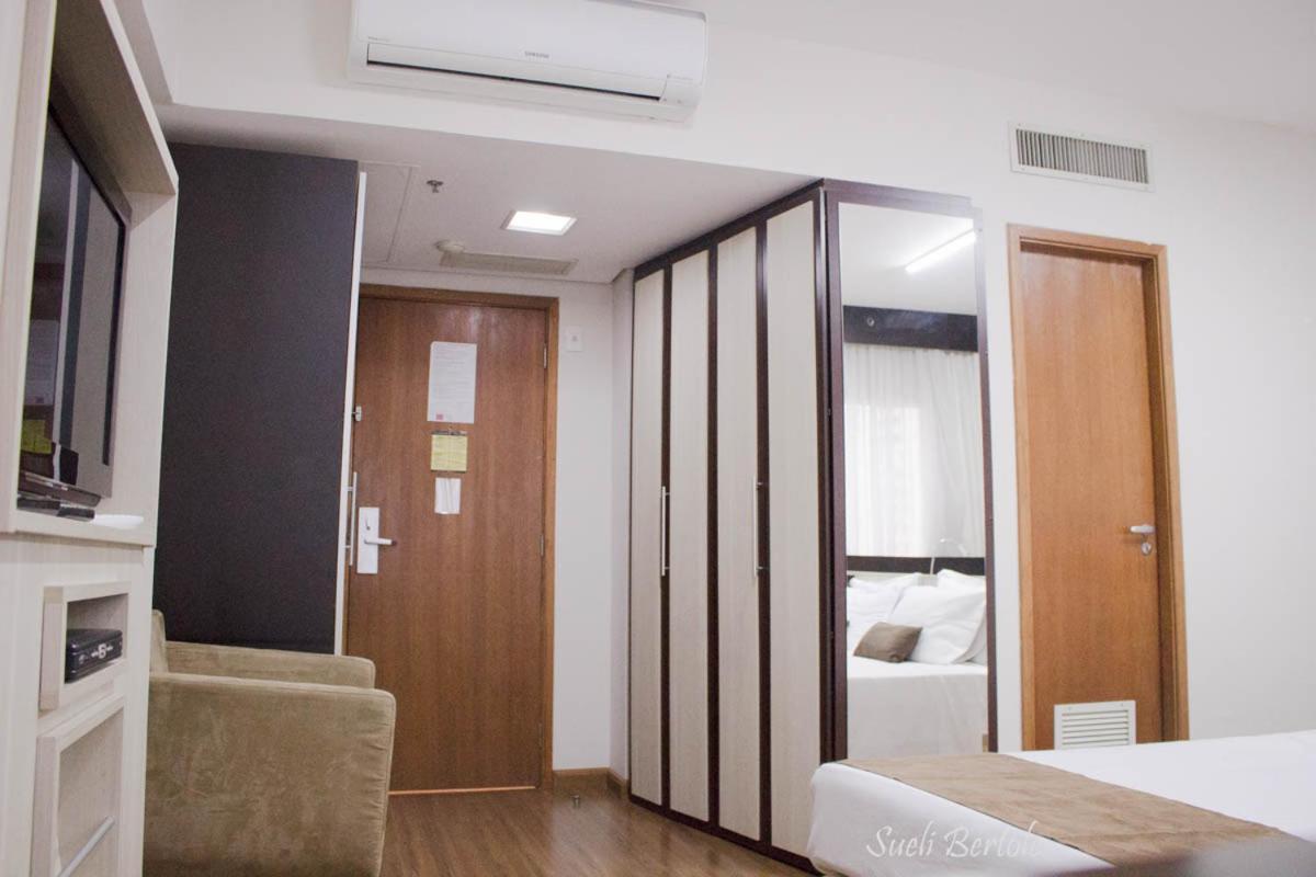 Lindo Flat Em Hotel 4 Estrelas Na Bela Vista Σάο Πάολο Εξωτερικό φωτογραφία